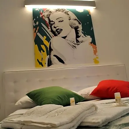 Divine Bed & Breakfast 4*